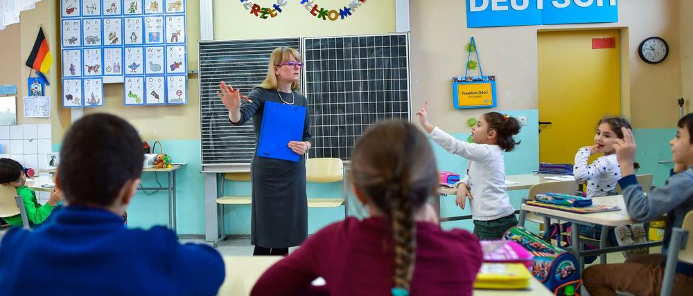 Zusätzliche Herausforderungen. 300.000 geflüchtete Kinder sollen zur Teilhabe befähigt werden.