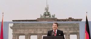 Legendär. "Tear down this wall", rief der damalige US- Präsident Ronald Reagan im Juni 1987 in Richtung Michail Gorbatschow.