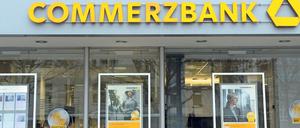 Die Commerzbank testet derzeit, welcher Filialtyp wie von den Kunden angenommen wird.