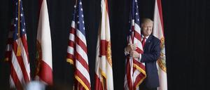 God Bless America! Donald Trump will sein Land wieder groß machen.