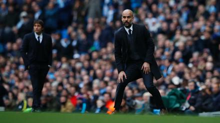 Pep Guardiola (rechts) und Antonio Conte ringen um Haltungsnoten.
