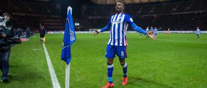 Achtung, Achtung! Salomon Kalou und Hertha BSC im Landeanflug.