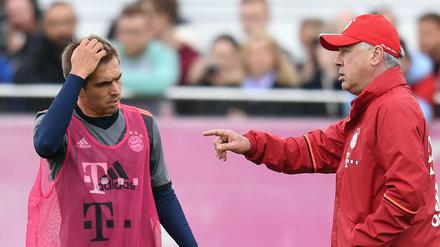 Quo vadis? Philipp Lahm könnte künftig als erster Links-rechts-Abwehr-Mittelfeld-Sportdirektor der Bundesliga-Geschichte agieren. 
