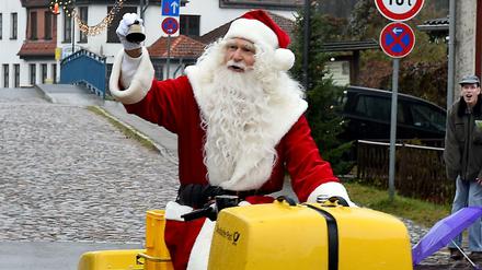 Trifft morgen auf Brandenburgs SPD-Minister Baaske: Der Weihnachtsmann in Himmelpfort. 