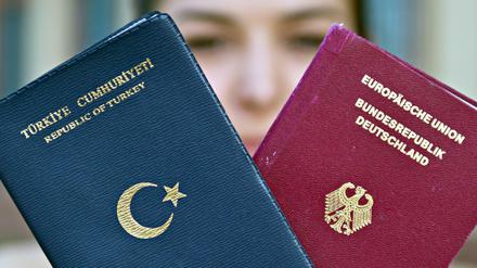 Die CDU will den Kompromiss zur doppelten Staatsbürgerschaft kippen. 