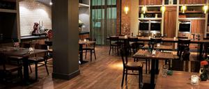 Hinterhof-Restaurant mit hübschem Ambiente: Die "Schnitzelei" in Mitte.