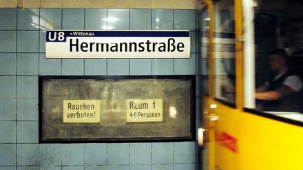 Auf dem Weg zur U8 wurde die Frau angegriffen. 