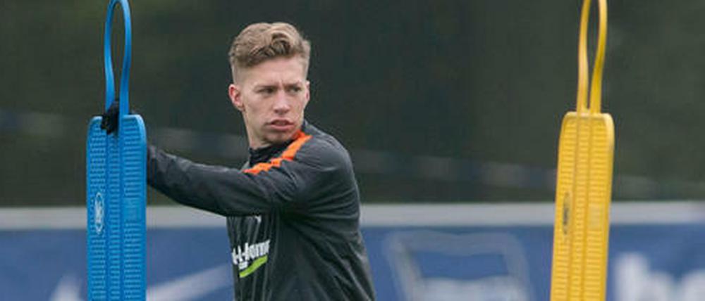 Wird schon werden. Mitchell Weiser trainiert wieder bei Hertha.