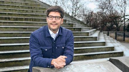 Dirk Behrendt wohnt noch immer in der Nähe des Kriegsdenkmals auf dem Kreuzberg. In seiner Partei hat er sich nach langem Kampf durchgesetzt.