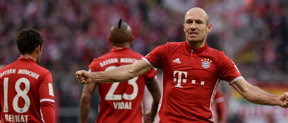 Arjen Robben bejubelt seinen Treffer gegen Wolfsburg.