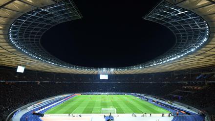 Wo könnte Hertha künftig spielen? Das Olympiastadion ist zu groß - und zu teuer.