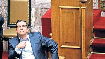 Mehrheit im Parlament. Der griechische Regierungschef Alexis Tsipras hat den Haushalt für 2017 durchgebracht.