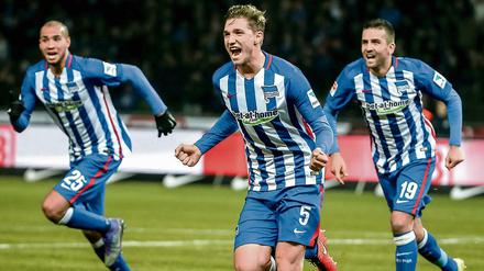 Wieder einsatzbereit. Niklas Stark, hier nach seinem Treffer gegen Schalke 04, steht wieder für Herthas erste Elf zur Verfügung. 