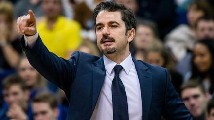 Ahmet Caki feiert mit Alba einen überraschenden Sieg in Vilnius und steht in der nächsten Runde.