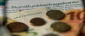 Das Bundesverwaltungsgericht verhandelt und entscheidet über den Rundfunkbeitrag für Gewerbebetriebe.