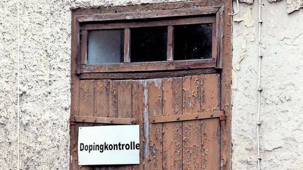 Marode Substanz. Um den Anti-Doping-Kampf in Deutschland (hier die Kontrollbox für Pferde in Hoppegarten) ist es nicht zum Besten bestellt.