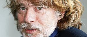 Helge Schneider, Musiker und Entertainer; fotografiert beim Interview.