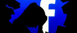 Wenn auf unternehmenseigenen Facebook-Seiten auch Mitarbeiter kritisiert werden können, dann darf der Betriebsrat mitreden, urteilten die Richter des Bundesarbeitsgerichts. 