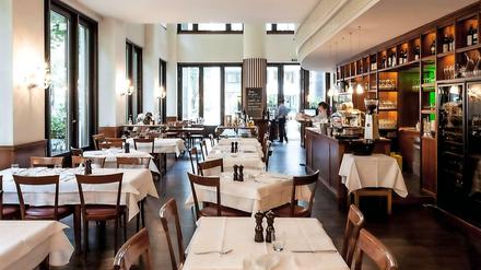 Frisch gestrichen, ansonsten wie früher: das "Il Calice" am Walter-Benjamin-Platz in Charlottenburg. 