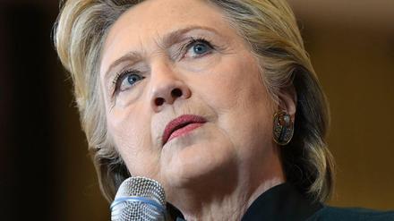 Erste öffentliche Stellungnahme zum Vorwurf der Wahlmanipulation seit gut fünf Wochen: Hillary Clinton.