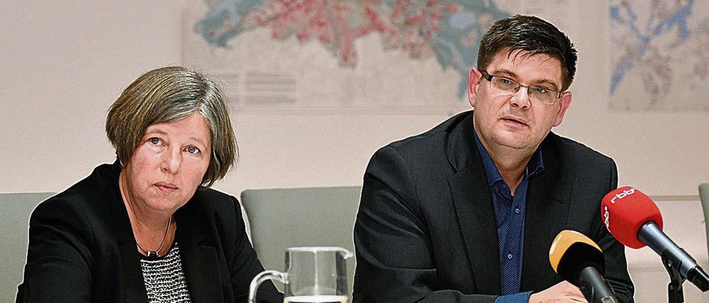 Der neue Berliner Staatssekretär für Wohnen, Andrej Holm, und die Berliner Stadtentwicklungssenatorin Katrin Lompscher.