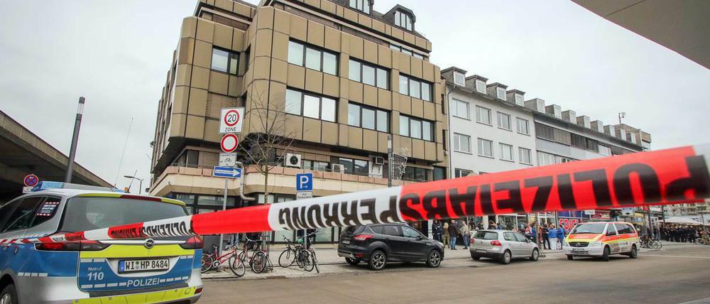 Tatort in Marburg: In einer Arztpraxis fielen Schüsse. 