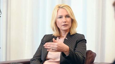 "Die Kinder entkommen diesen Bildern und diesem Thema ja nicht", sagt Familienministerin Manuela Schwesig zum Bürgerkrieg in Syrien.