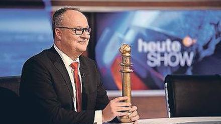 Rechtzeitig vor Weihnachten verteilt Oliver Welke wieder den "Goldenen Vollpfosten".