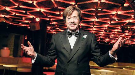 So viel Smoking muss schon sein. Jörg Draeger wird die „Tutti Frutti“-Zuschauer in perfekter Gastgebermanier begrüßen.
