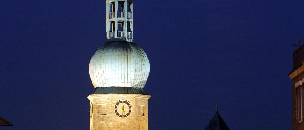 Der Turm der Reinoldikirche in Dortmund. 