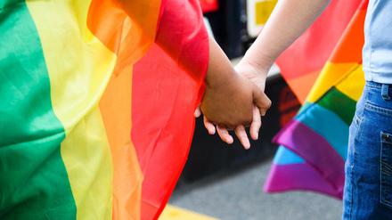 Offensichtlich homosexuell. Was aber tun, wenn man sich bei einer Person nicht sicher ist?