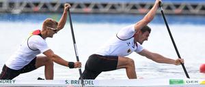 Die Olympiasieger Sebastian Brendel (rechts) und Jan Vandrey müssen sich in Zukunft noch mehr strecken.