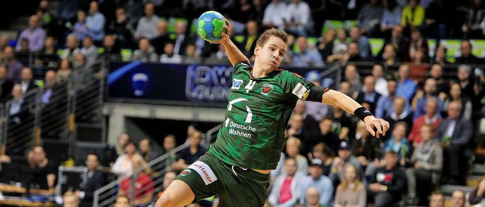 Berlins Bjarki Elisson hatte vor dem Spiel um zwei weitere Jahre bei den Füchsen verlängert. Gegen Göppingen erzielte der Isländer zwei Treffer.