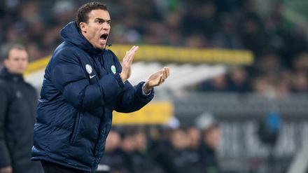 Applaus, Applaus! Valérien Ismaël wird in Wolfsburg vom Interims- zum Cheftrainer.