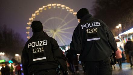Gut gesichert? Bei der Sitzung des Innenausschusses soll es auch um die Ausrüstung der Polizeibeamten gehen.
