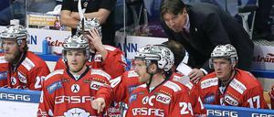 Zuletzt nicht immer stimmig. Die Eisbären um André Rankel (rechts vorn) und Julina Talbot (links vorn) suchen nach Gründen für ihre Formschwankungen.