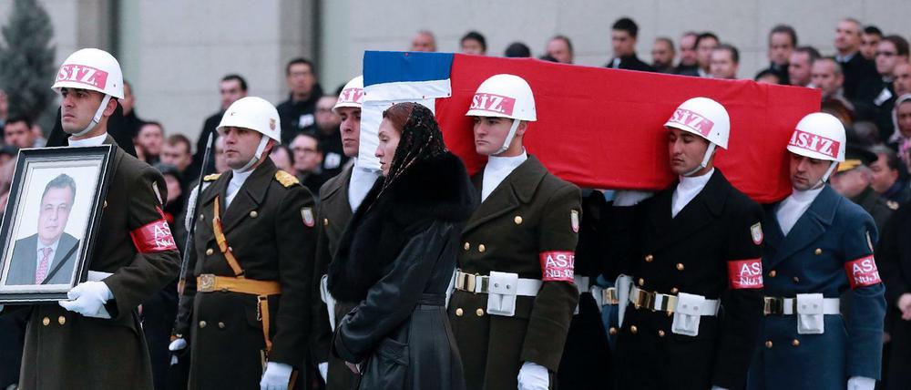 Der Sarg mit dem russischen Botschafter wurde von Ankara nach Moskau gebracht. 