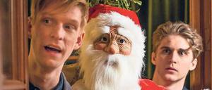 Es weihnachtet sehr. Simon (Anastasios Soulis, rechts) und Oscar (Anton Lundqvist).