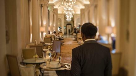 Frankreich. Das Plaza Athenee Hotel in Paris. 