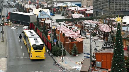 Der Breitscheidplatz nach dem Anschlag mit dem Lkw