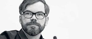 David Wagner, 45, lebt in Berlin. 2016 erschienen „Ein Zimmer im Hotel“ (Rowohlt) und „Sich verlieben hilft“ (Verbrecher Verlag).