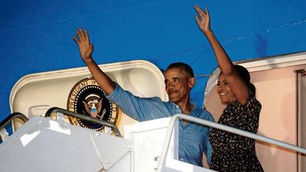 In den letzten Tagen im Amt schränkt Barack Obama die Handlungsfähigkeit des Nachfolgers Donald Trump ein.