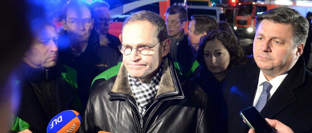 Direkt nach dem Terroranschlag waren der Regierende Bürgermeister Michael Müller und Innensenator Andreas Geisel zum Breitscheidplatz gekommen.