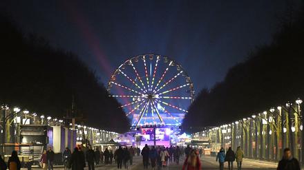 Rund eine Million Menschen werden zur Feier zwischen Brandenburger Tor und Siegessäule erwartet.