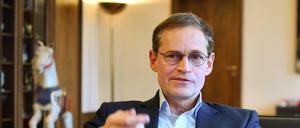 Der Regierender Bürgermeister Michael Müller: "Wir dürfen uns durch den Terror unsere Mitmenschlichkeit nicht nehmen lassen."