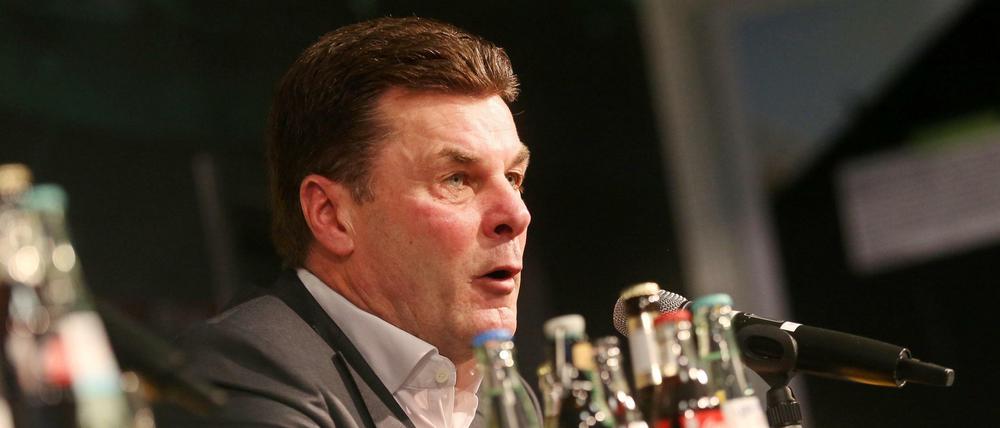 Willkommen zurück. Als junger Mann spielte Dieter Hecking kurz für die Borussia, nun ist er als Trainer zurück in Mönchengladbach. 