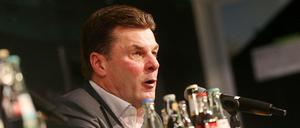 Willkommen zurück. Als junger Mann spielte Dieter Hecking kurz für die Borussia, nun ist er als Trainer zurück in Mönchengladbach. 