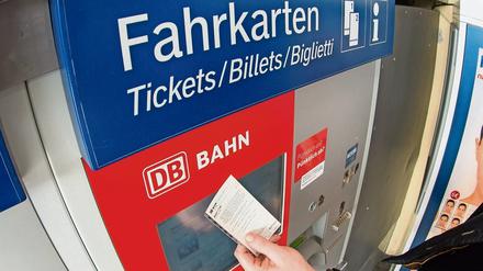 Ein Fahrschein aus Papier. Bald Geschichte? 