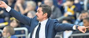 Wo geht es international hin für Alba? In der Liga ist das Team von Trainer Ahmet Caki seit sieben Spielen ungeschlagen. Gegen Malaga dürfte es heute aber schwer werden mit einem Sieg. Foto: dpa/Zinken