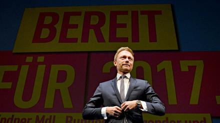 Der Bundesvorsitzende der FDP, Christian Lindner, spricht am Freitag in Stuttgart beim Traditionellen Dreikönigstreffen der FDP.